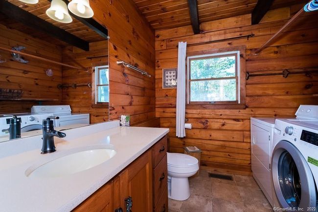 69 Scott Rd, House other with 3 bedrooms, 2 bathrooms and 8 parking in East Lyme CT | Image 21
