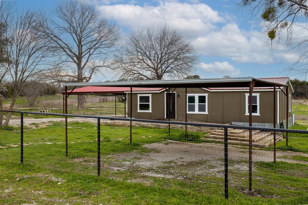 Lakeview Trl, Weatherford, TX 76087