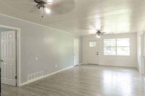 124 W Brule St, Purcell, OK, 73080-5606 | Card Image