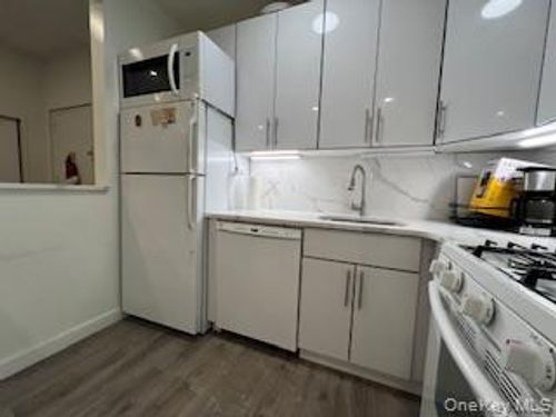 apt-106-1250 North Ave, New Rochelle, NY, 10804-2624 | Card Image