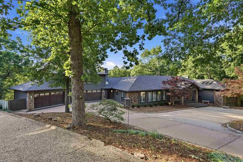95 Robinwood Dr, Little Rock, AR, 72227-2217 | Card Image