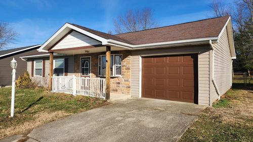 130 Copperfield Dr, Chillicothe, OH, 45601-8612 | Card Image