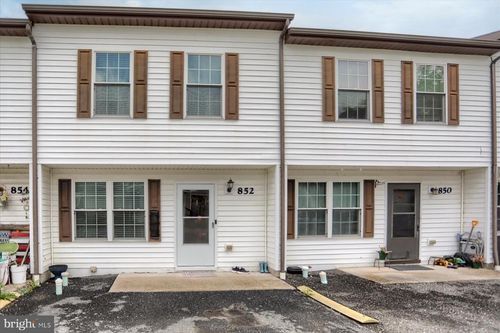 852 Liberty St, NEWPORT, PA, 17074-9518 | Card Image