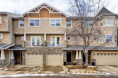 105 Inglewood Grove Se, Calgary, AB, T2G5R4 | Card Image