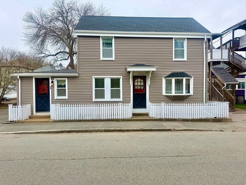72 Friend Street, Gloucester, MA, 01930 | Card Image