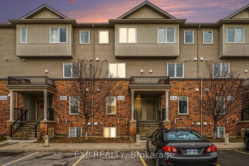 {{alt}} | Card Image