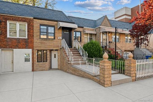 140-24 183rd Street, New York, NY, 11413 | Card Image