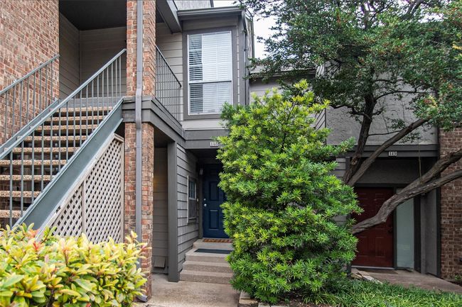 Nice entry with garage door access adjacent to the entry | Image 10