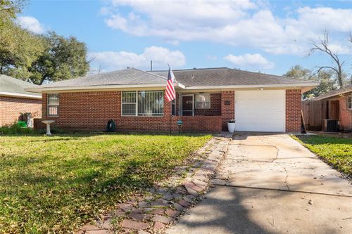 4709 Sanford Road, Houston, TX, 77035 | Card Image