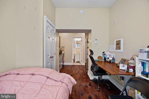 apt-b-4633 Walnut St, PHILADELPHIA, PA, 19139-4442 | Card Image