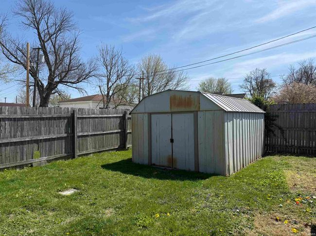 1139 A St Ne, House other with 2 bedrooms, 1 bathrooms and null parking in Linton IN | Image 14