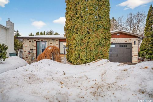 3111 4th Ave W, Prince Albert, SK, S6V5H9 | Card Image