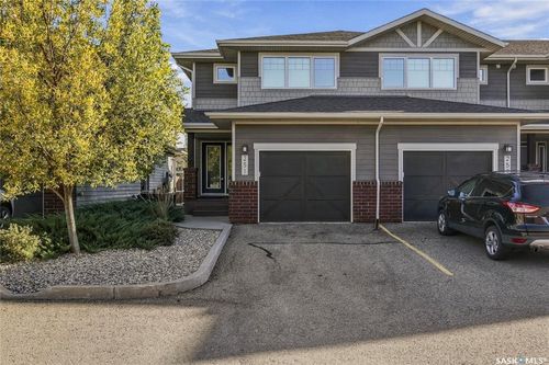 251-4002 Sandhill Crescent, Regina, SK, S4V3J1 | Card Image