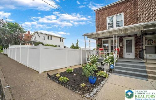 931 S Filmore St, Allentown, PA, 18103-4121 | Card Image
