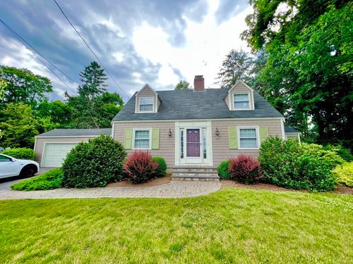 82 Mount Vernon Rd W, Weymouth, MA, 02189-1736 | Card Image