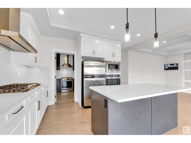 824 34 Ave Nw, House other with 6 bedrooms, 6 bathrooms and 6 parking in Edmonton AB | Image 25