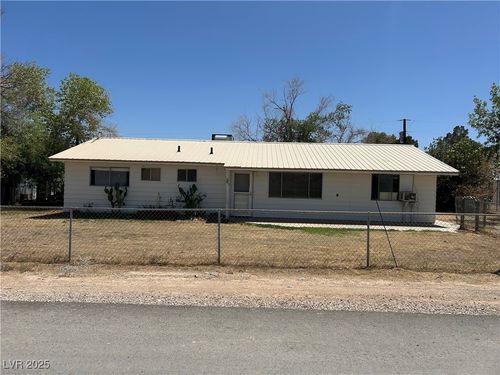 585 W Ingram Ave, Overton, NV, 89040 | Card Image