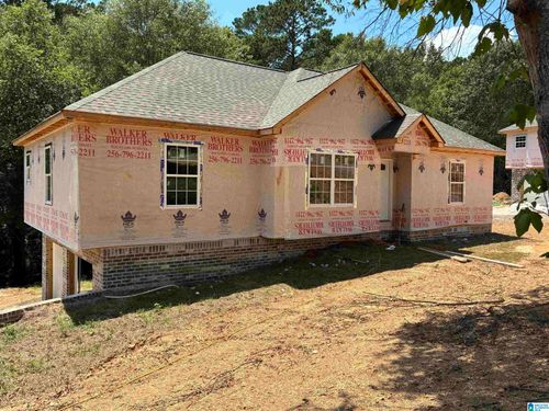 801 Lakeshore Cir, Warrior, AL, 35180-6702 | Card Image