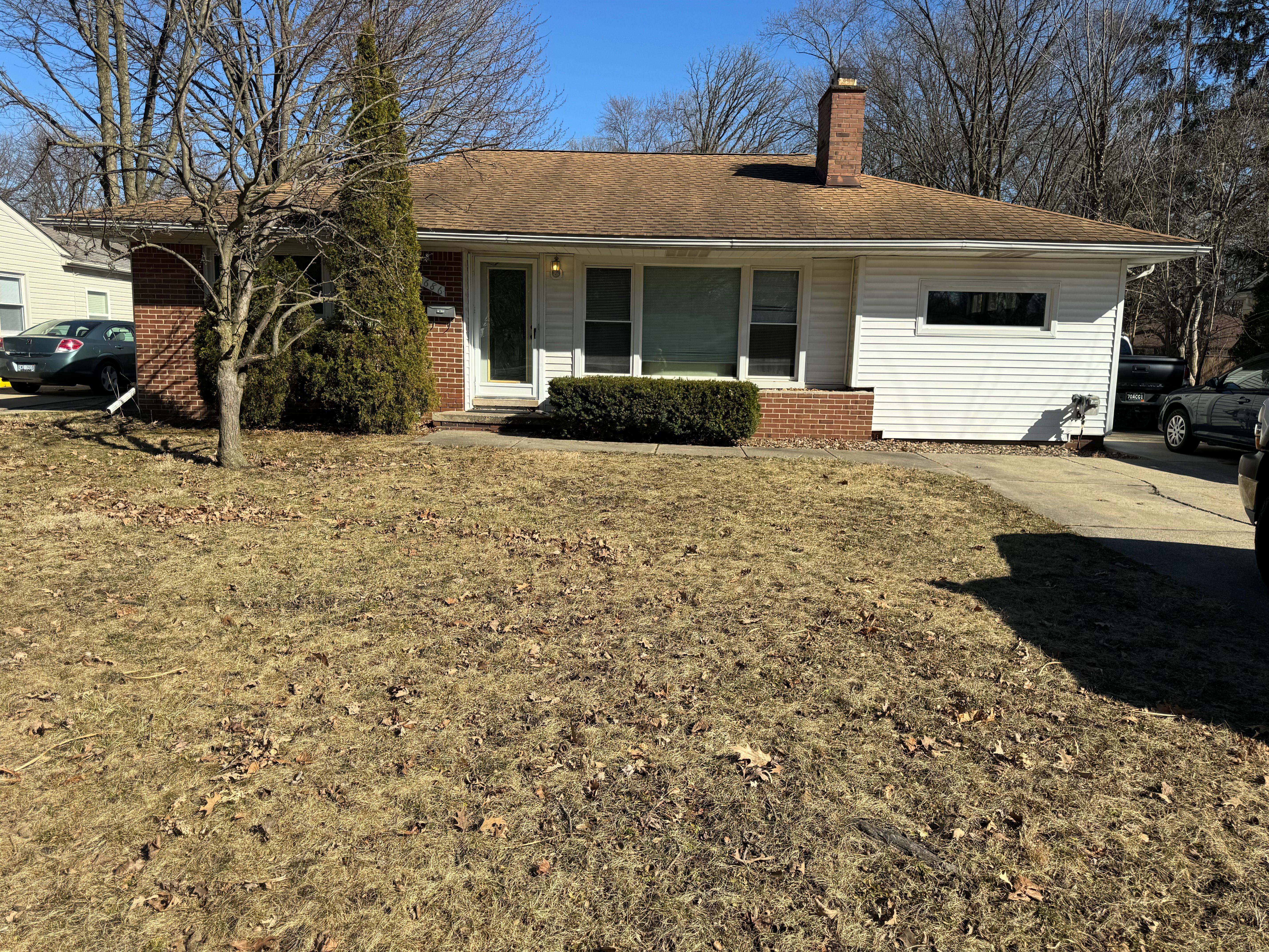 Red Leaf Ln, Southfield, MI 48076