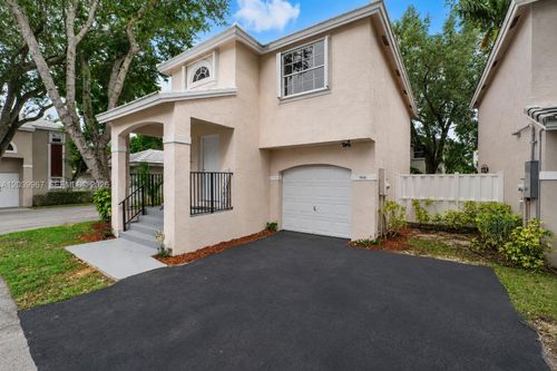 9836 Nw 2nd Ct, Plantation, FL, 33324-7089 | Card Image
