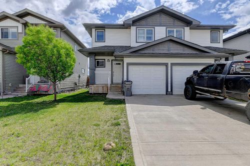 8443 101 Ave, Grande Prairie, AB, T8X0R1 | Card Image