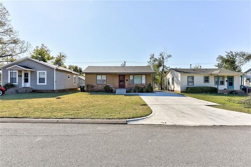 518 W 2nd St, Edmond, OK, 73003-5418 | Card Image