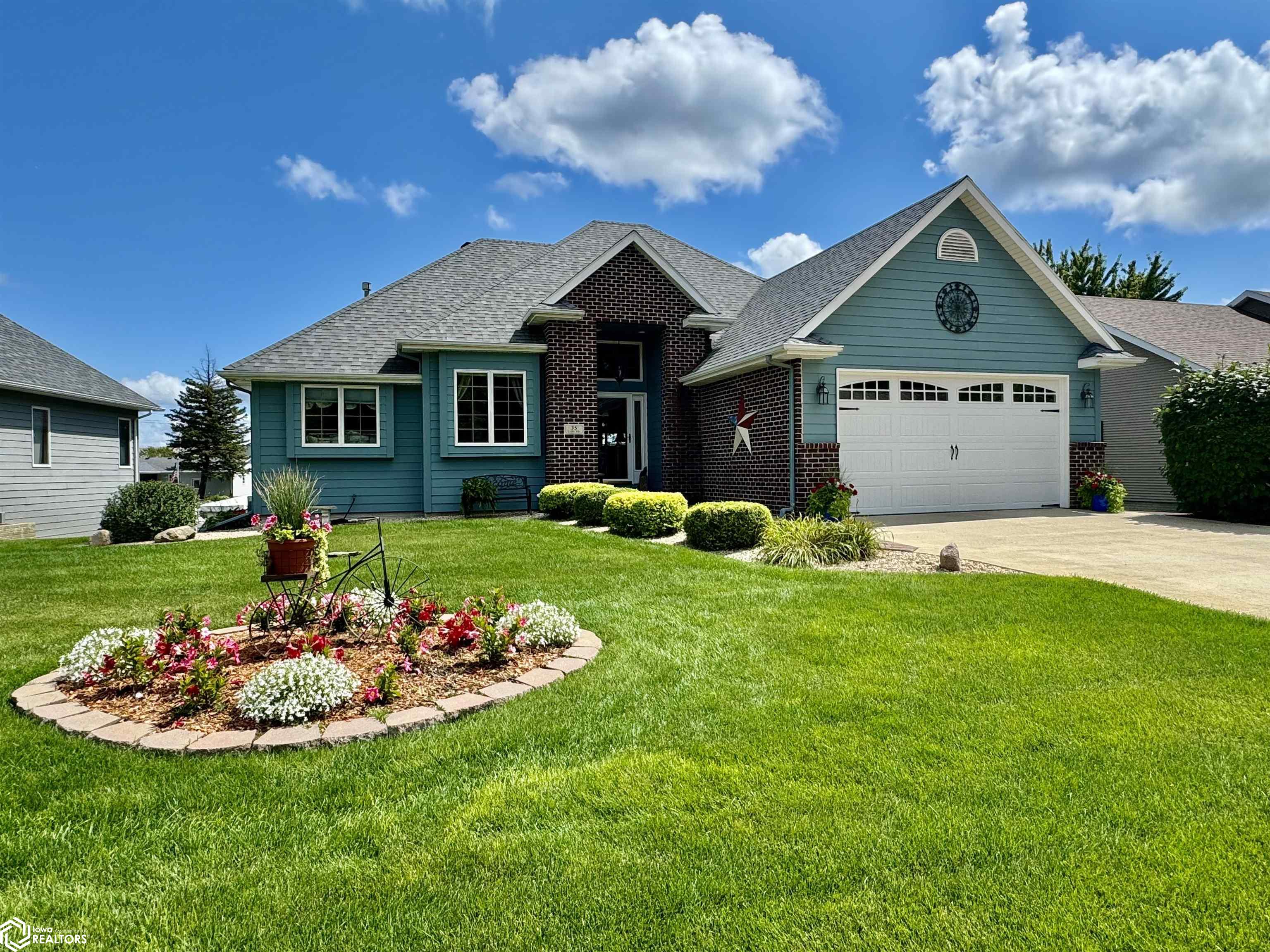 Lido Rd, Clear Lake, IA 50428