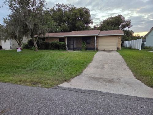 39611 Meadowood Loop, ZEPHYRHILLS, FL, 33542-6716 | Card Image