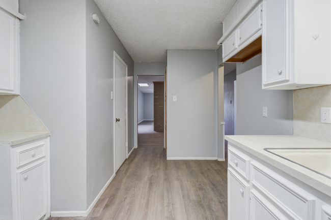1311 80 Th St, Home with 6 bedrooms, 4 bathrooms and null parking in Lubbock TX | Image 8