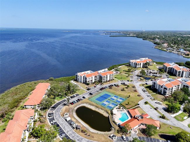 433 - 433 Mariner Dr, Condo with 2 bedrooms, 2 bathrooms and null parking in Tarpon Springs FL | Image 9