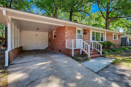 316 Martha Lee Dr, Hampton, VA, 23666-3604 | Card Image