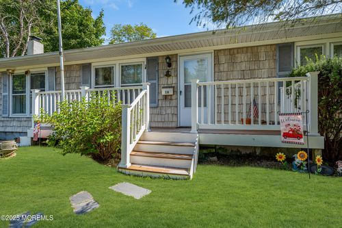 16 Tilton Ave, Toms River, NJ, 08757-5531 | Card Image