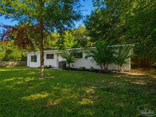 6426 Julia Dr, Milton, FL, 32570 | Card Image