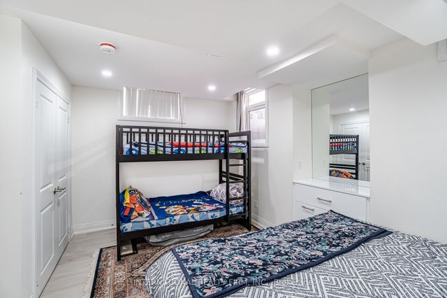 89 Parity Rd, House other with 6 bedrooms, 6 bathrooms and 4 parking in Brampton ON | Image 34
