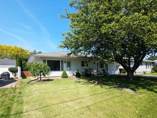 1220 Oregon Ave, Erie, PA, 16505-3734 | Card Image