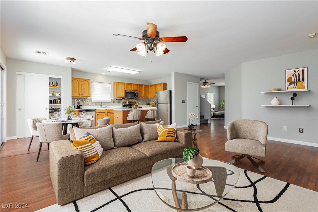 Crystal Talon St, Las Vegas, NV 89130