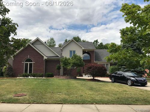 7782 Watford Dr, West Bloomfield, MI, 48322-2881 | Card Image