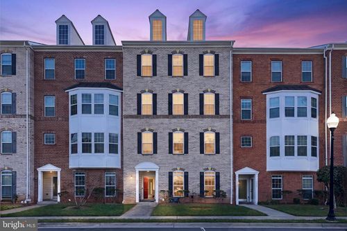 9479 Stonewall Rd, MANASSAS, VA, 20110-5540 | Card Image
