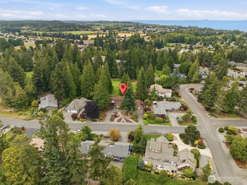 106 Fairway Pl, Sequim, WA, 98382-8534 | Card Image