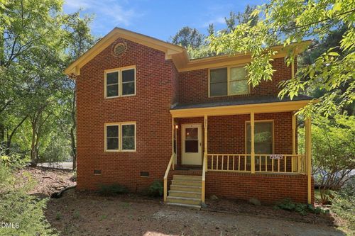 a-371 Umstead Dr, Chapel Hill, NC, 27516-1810 | Card Image