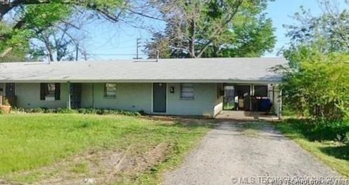 1344 55th Pl, Tulsa, OK, 74105-6949 | Card Image