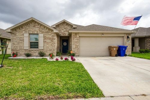 1882 Kentucky Derby Dr, Corpus Christi, TX, 78417-3120 | Card Image