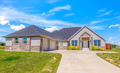 220 Jupiter Trl, Weatherford, TX, 76088-8376 | Card Image