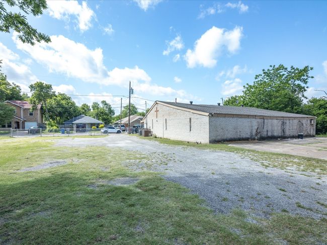 2219 - 2211 Frank Henderson Jr Dr, Home with 0 bedrooms, 0 bathrooms and null parking in Dallas TX | Image 6