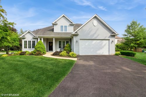 4 Birchwood Ct, Sugar Grove, IL, 60554-4217 | Card Image