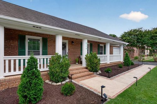 524 Fisk Rd, Cookeville, TN, 38501-2925 | Card Image