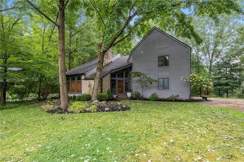 2170 Dow Dr, Akron, OH, 44313-4502 | Card Image