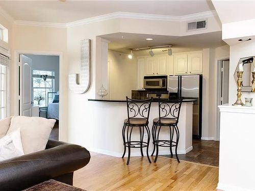 unit-424-9525 N Capital Of Texas Hwy, Austin, TX, 78759-7294 | Card Image
