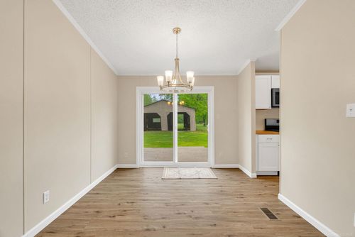 2100 Rowe Rd, Applegate, MI, 48401-9755 | Card Image