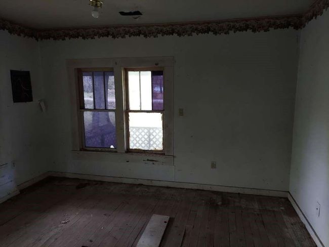 332 Houston St, House other with 4 bedrooms, 2 bathrooms and null parking in Maud TX | Image 8